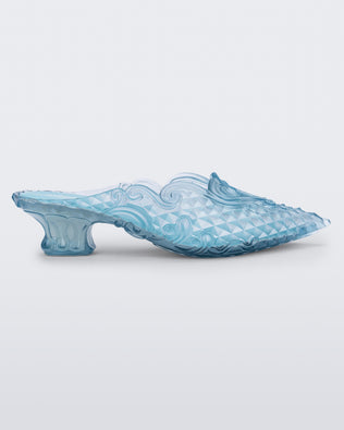 Product element, title Court Shoe in Blue
 price €124,50