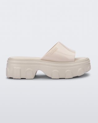 Product element, title Ella Slide in Beige
 price €99,00
