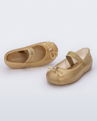 Product element, title Sophie in Pearly Beige
 price €59,00