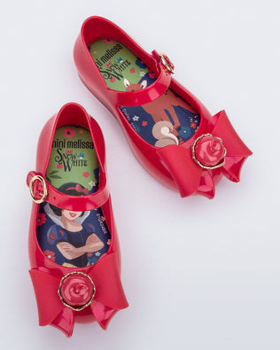 Product element, title Sweet Love Snow White in Red
 price €48,30