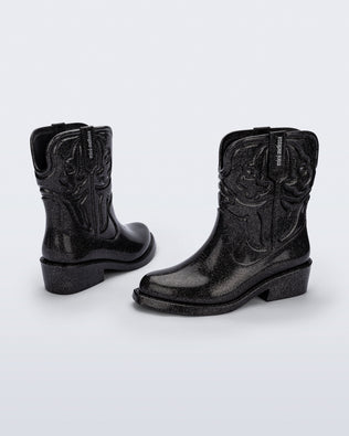 Product element, title Texas in Black Glitter
 price €99,00