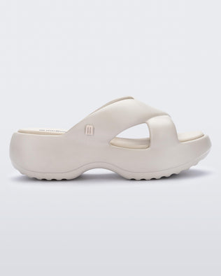 Product element, title Free Rise in Beige
 price €69,30