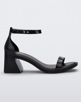 Product element, title Lux Heel in Metallic Black
 price €71,40
