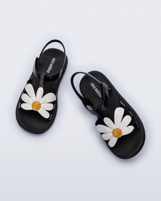 Product element, title Hip Bloom in Black/White
 price €59,00
