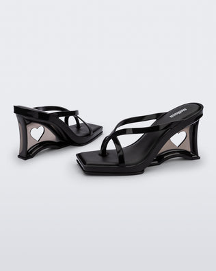 Product element, title Glass Heel in Black
 price €104,30