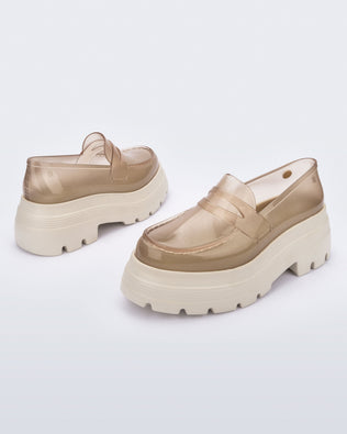 Product element, title Royal High in Beige
 price €95,00
