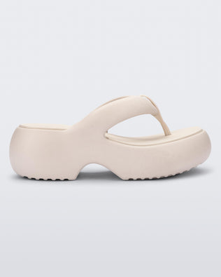 Product element, title Free Platform II in Beige
 price €99,00