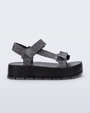 Product element, title Flowing Denim Platform in Black Jeans
 price €90,30