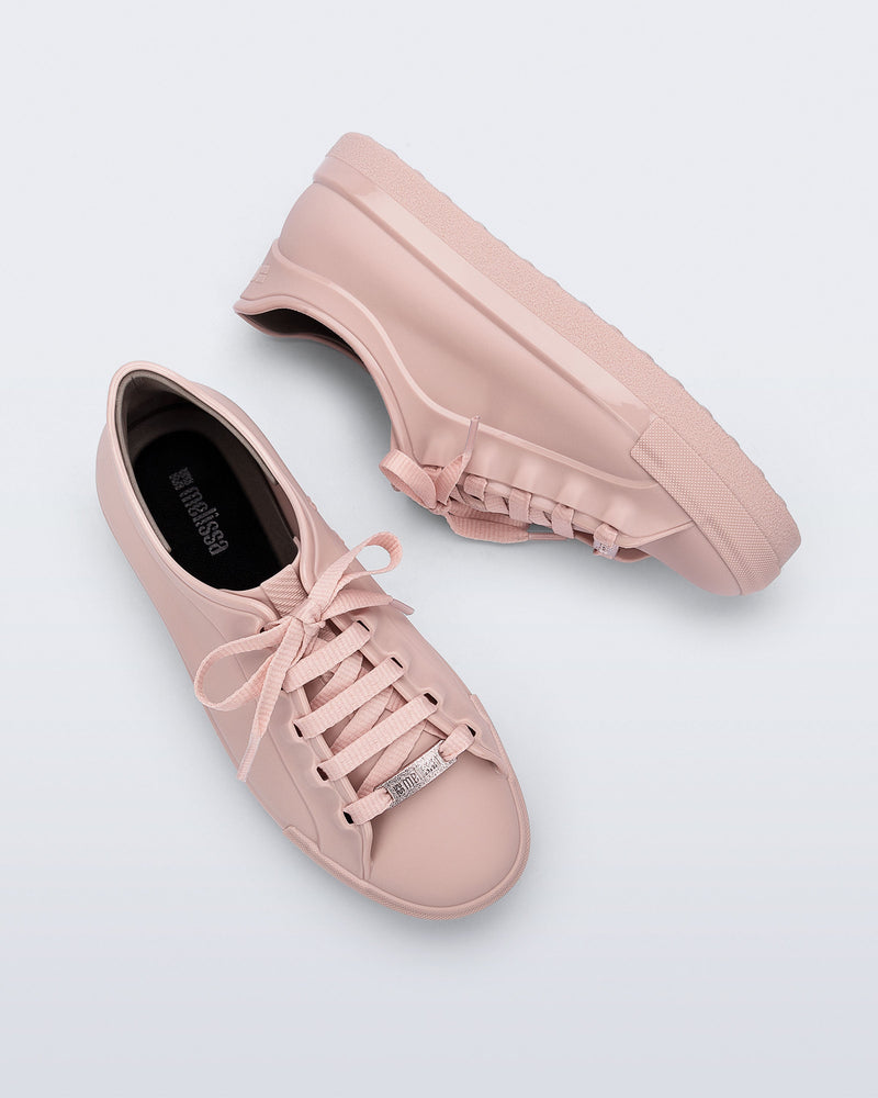 Wow Sneaker