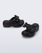 Free Fuzzy Platform Bow