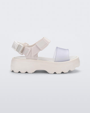 Product element, title Kick Off Sandal in White
 price €62,00