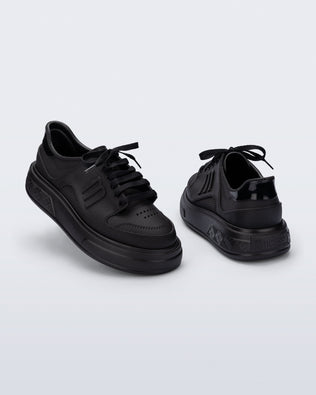 Product element, title Bold in Black
 price €99,00