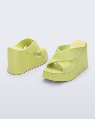 Product element, title Free Vibe in Green
 price €129,00
