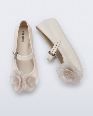 Product element, title Soft Ballerina Petals in Beige
 price €75,00