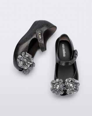 Product element, title Ultragirl Springtime in Glitter Black
 price €41,30