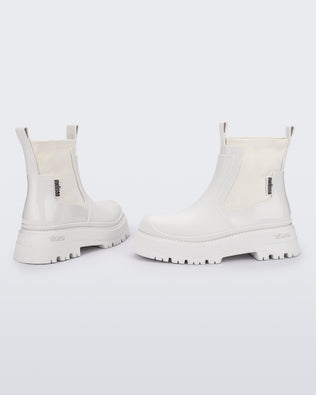 Product element, title Drip Boot in White
 price €249,00
