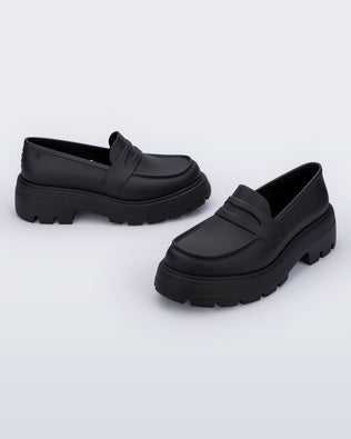 Product element, title Royal in Matte Black
 price €69,30