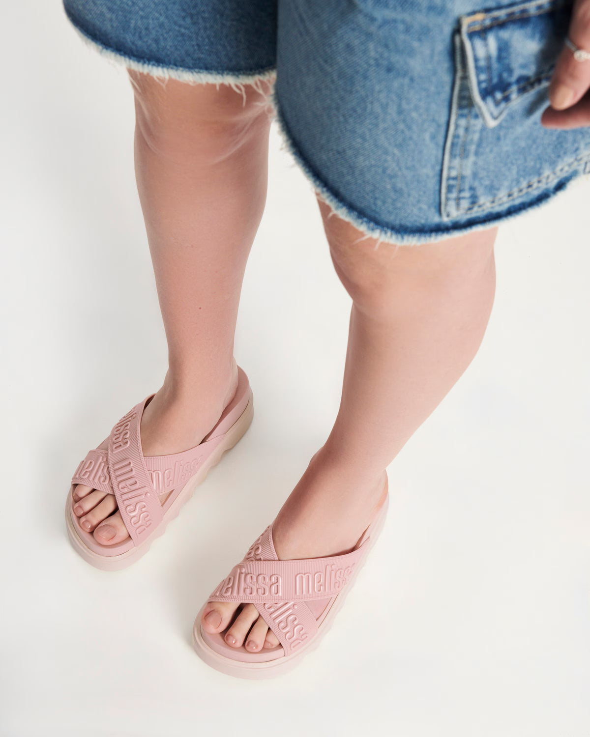 Cross M Lover Platform