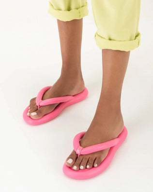 Product element, title Free Flip Flop in Pink
 price €37,50