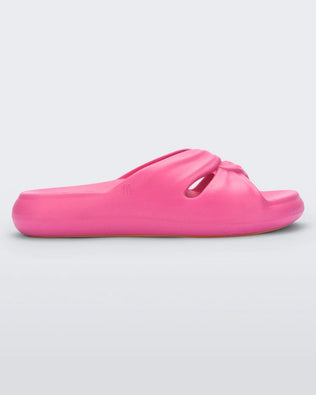 Product element, title Free Slide in Pink
 price €45,00