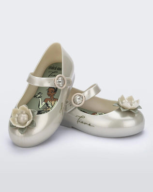 Product element, title Sweet Love Princess in Metallic White/Green
 price €75,00