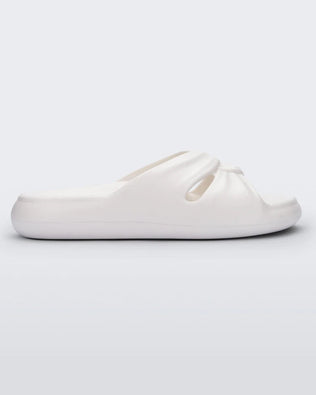 Product element, title Free Slide in White
 price €45,00