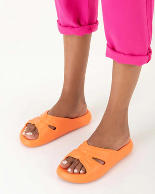 Product element, title Free Slide in Orange
 price €45,00