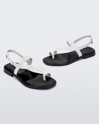 Product element, title Cassie in White
 price €41,40