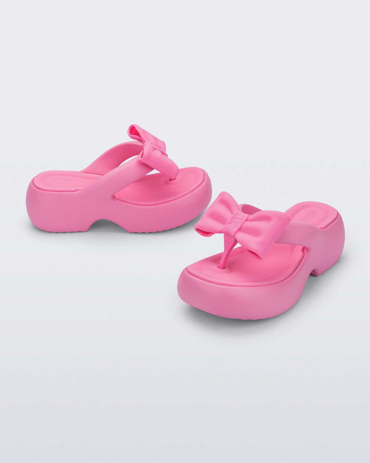 Free Fuzzy Platform Bow