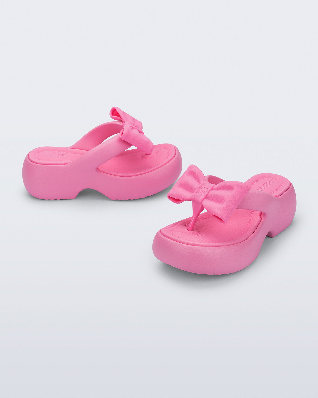 Free Fuzzy Platform Bow