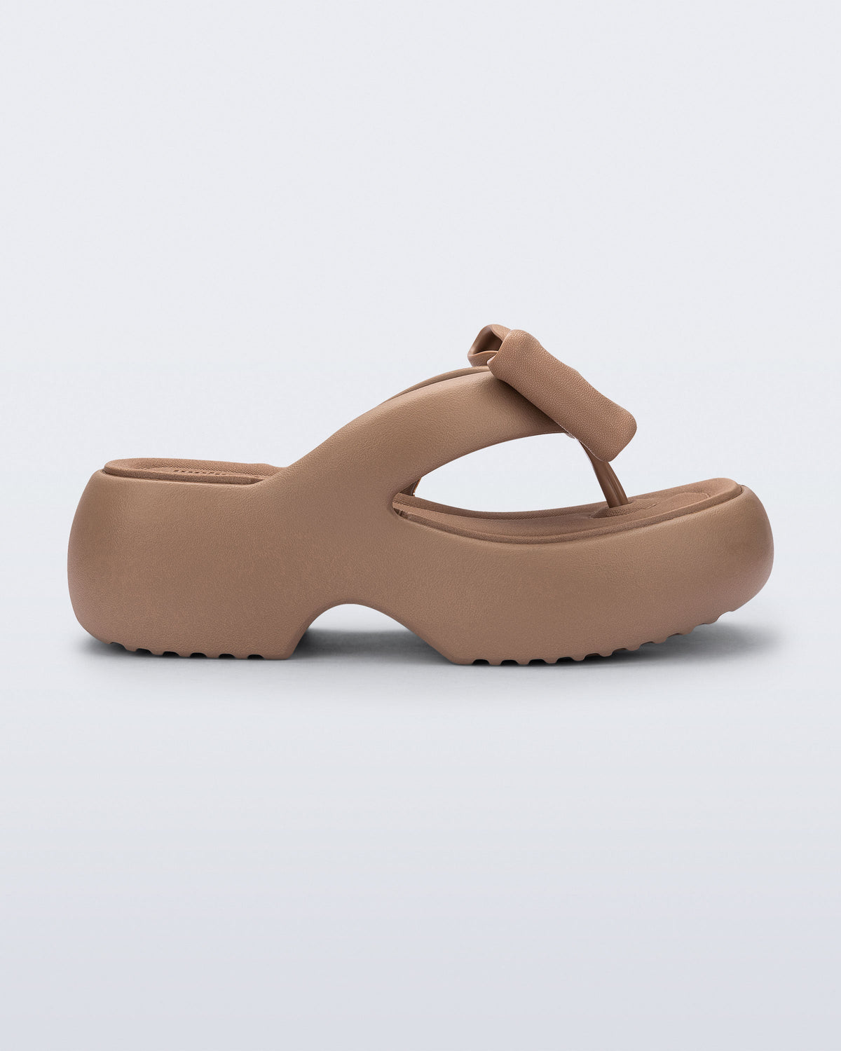 Free Fuzzy Platform Bow