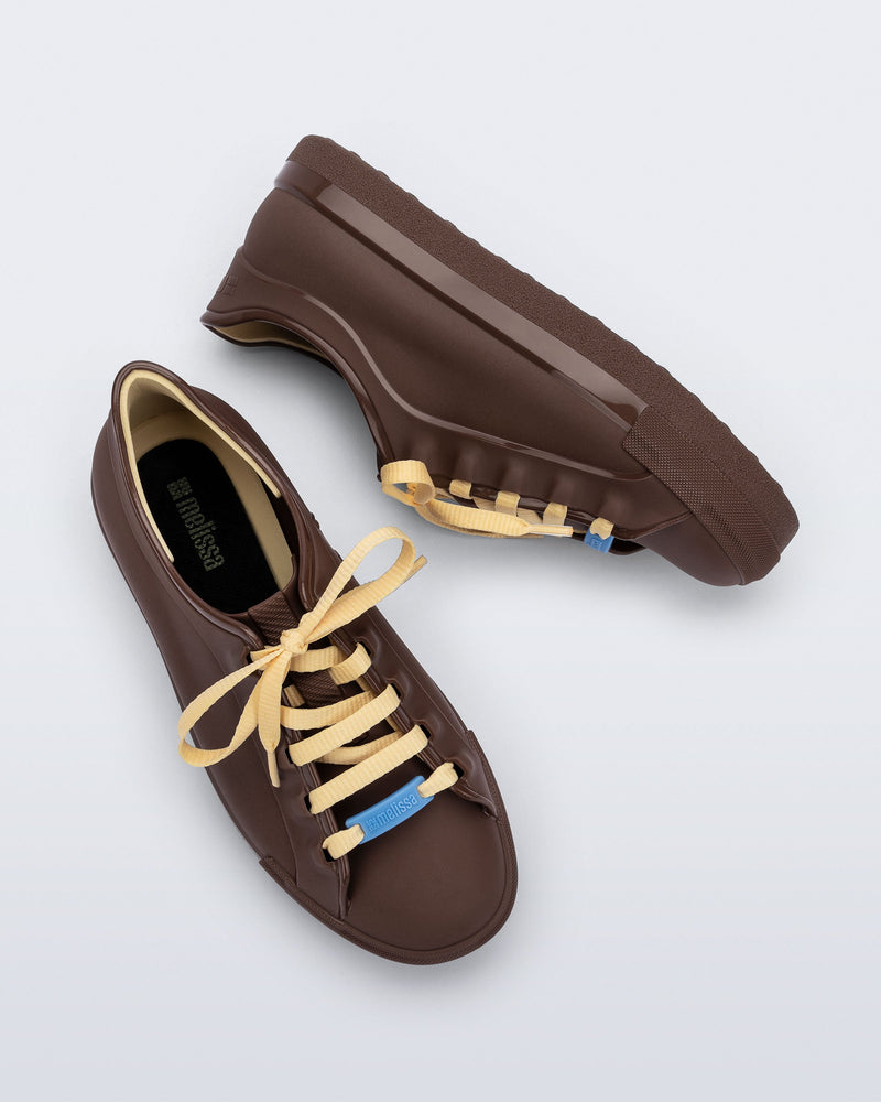 Wow Sneaker