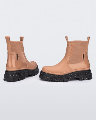 Product element, title Drip Boot in Brown/Black
 price €249,00