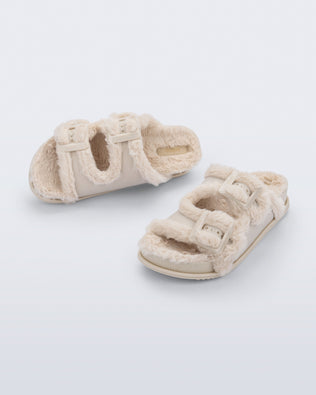 Product element, title Cozy Warm Slide in Beige
 price €119,00