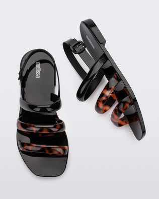 Product element, title Essential Wave in Black/Tortoise
 price €34,50